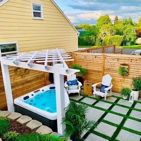 Private New Garden Apartment W Hot Tub Camas Екстериор снимка