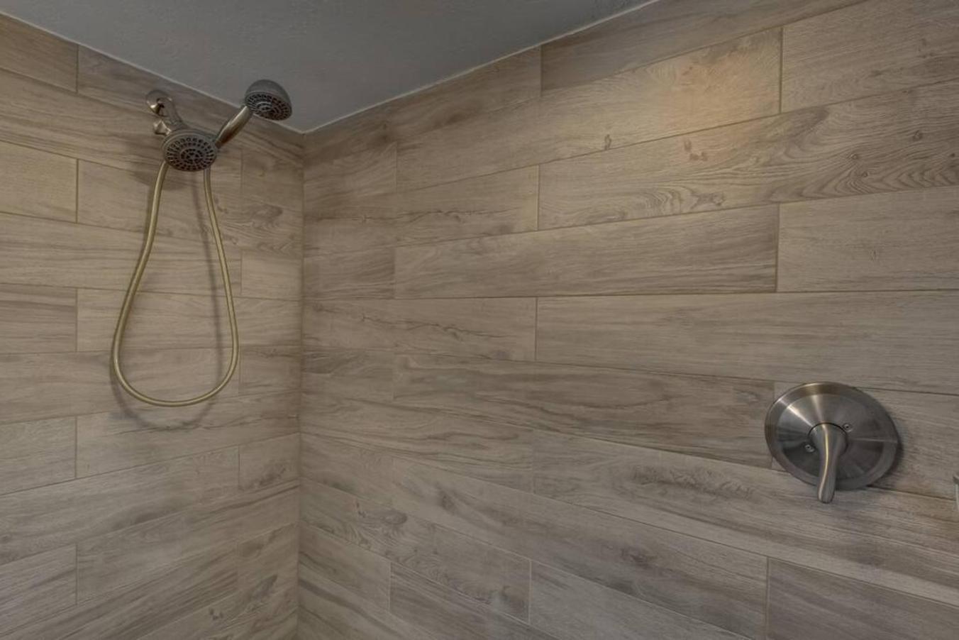 Private New Garden Apartment W Hot Tub Camas Екстериор снимка